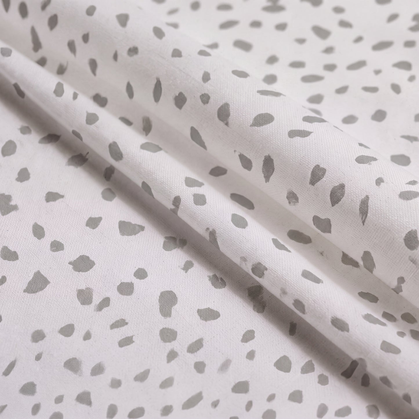 Lane Linen Organic Cotton Sheet Set in Haze Grey - fabric close up