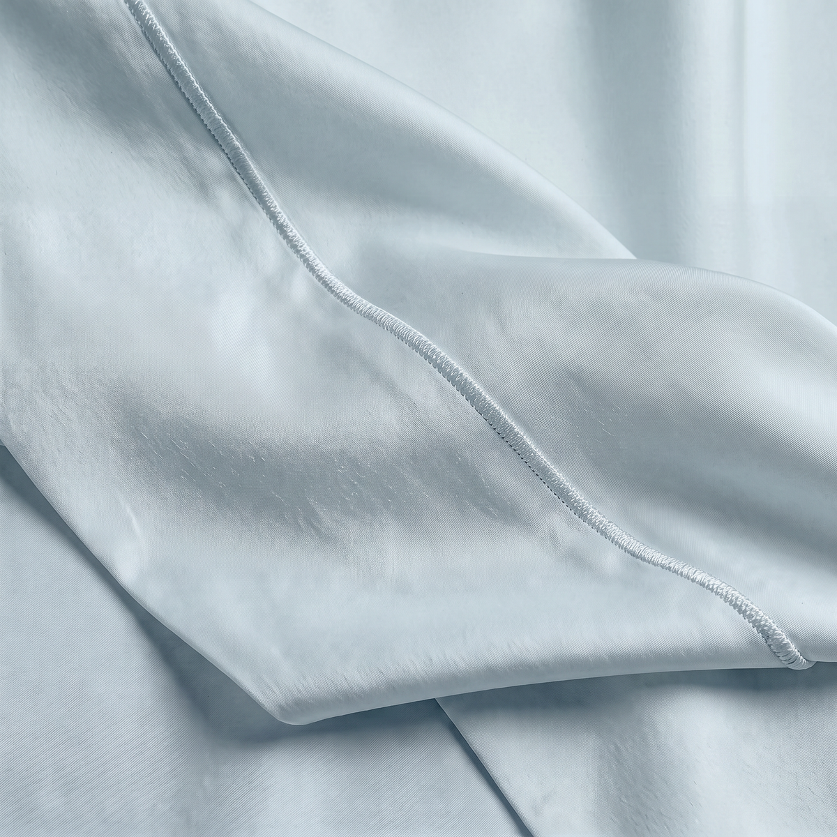 1000 Thread Count Sheet Set - French Blue - corded hem stitching close-up