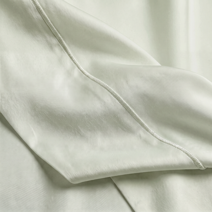 1000 Thread Count Sheet Set - Mineral - corded hem stitching close-up