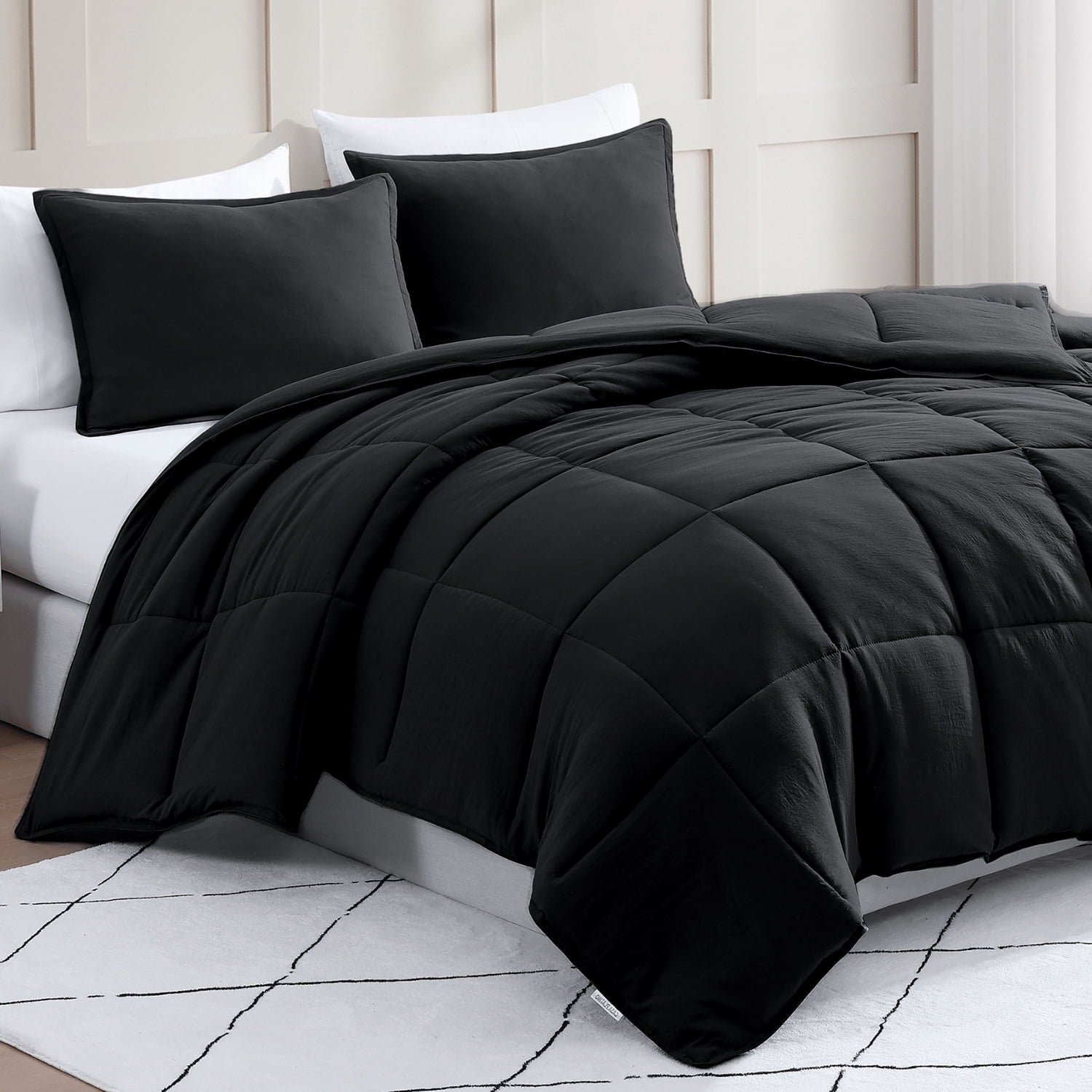 Down-Alternative Comforter