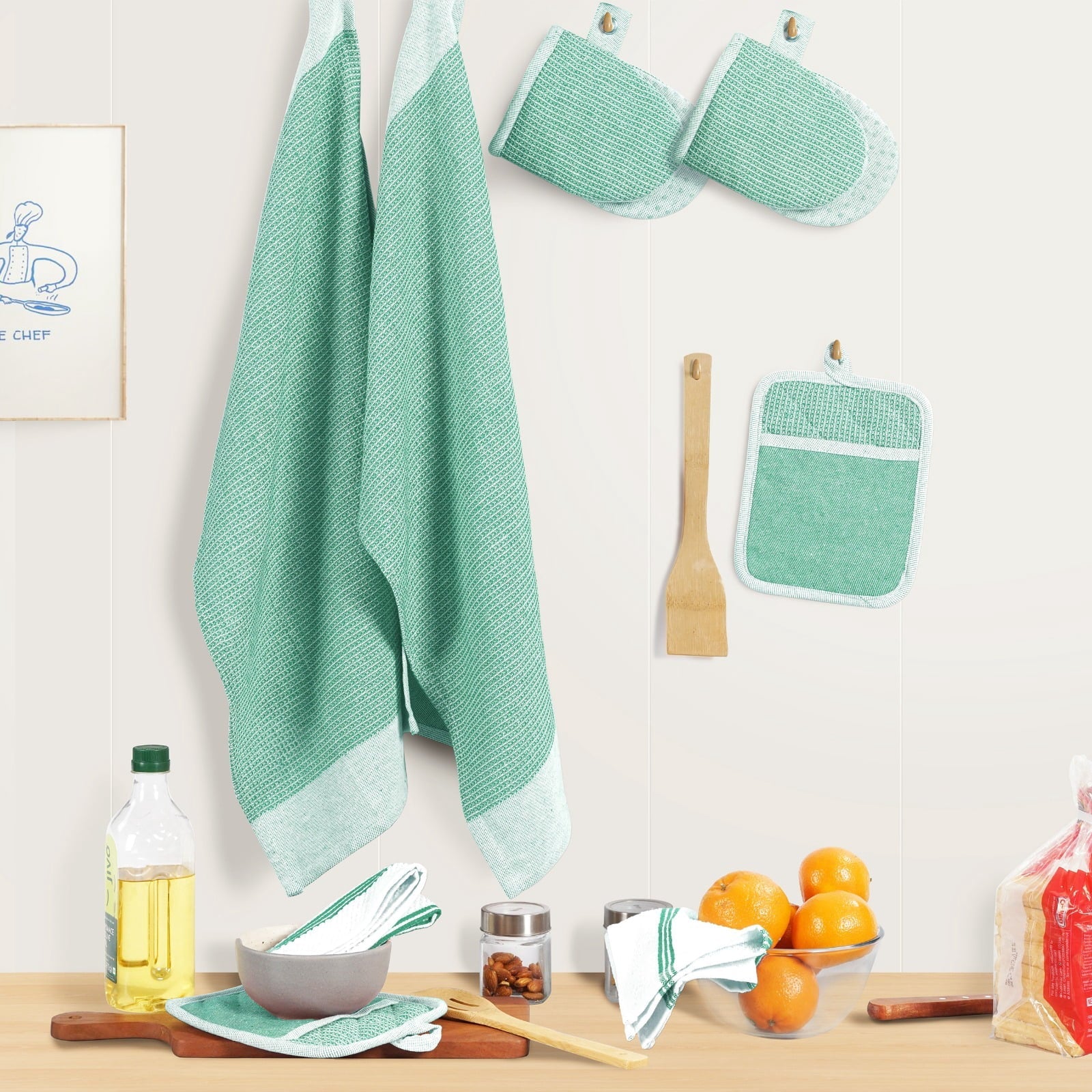 Kitchen Set - Oven Mitts, Pot Holders & Towels
