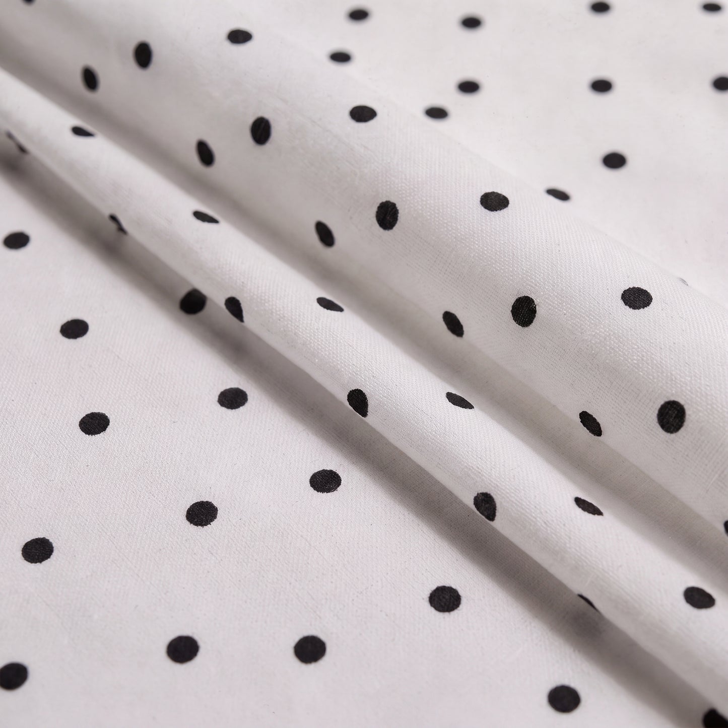 Lane Linen Organic Cotton Sheet Set in Polka Dot Black - fabric close up