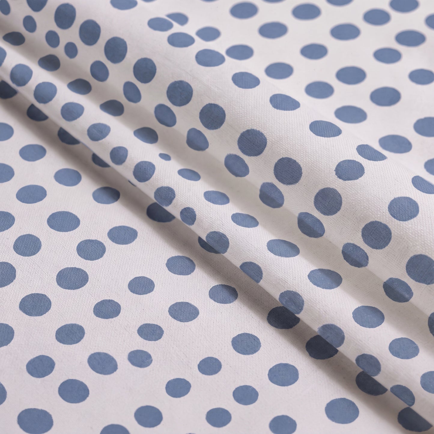 Lane Linen Organic Cotton Sheet Set in Polka Dot Blue - fabric close up